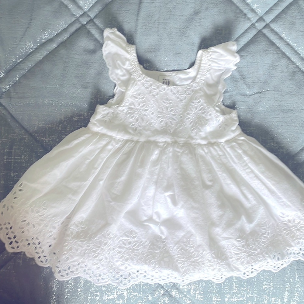 Baby Gap White Eyelet Sundress 6-12 Months